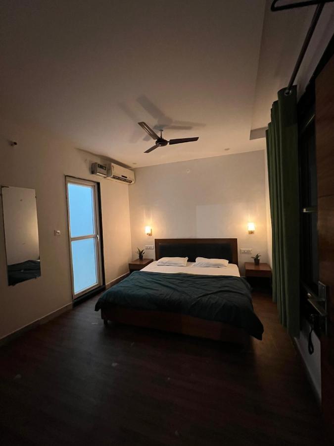 Unplan By Tatsat Hostel Rishīkesh Buitenkant foto