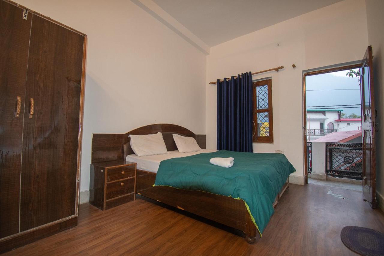 Unplan By Tatsat Hostel Rishīkesh Buitenkant foto